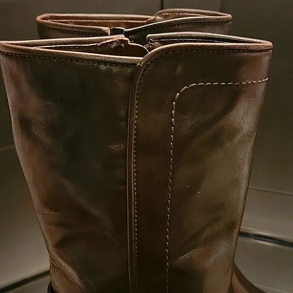 Cole Haan heel boots brown zippered sz 9.5 , 2in heel 11.5 tall . - Picture 4 of 12